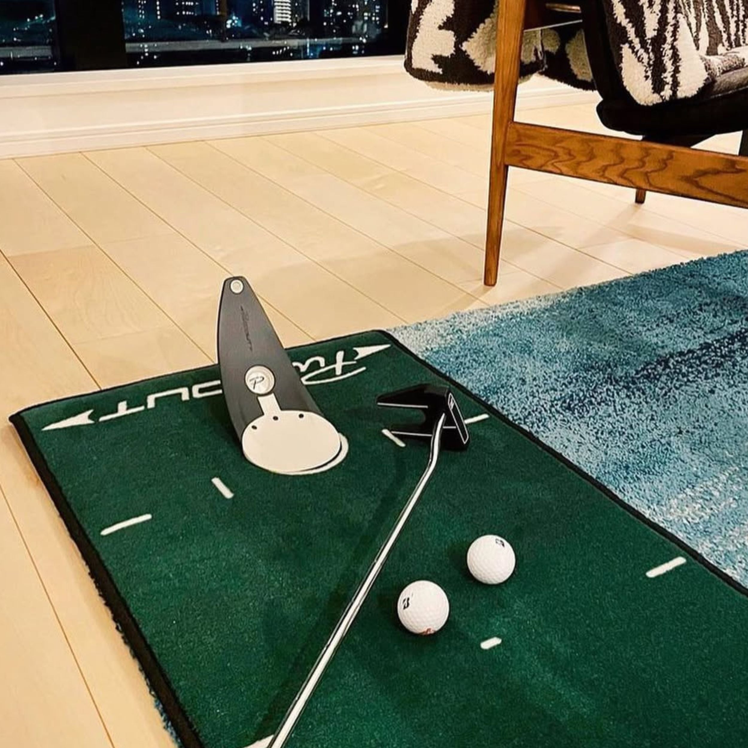 ビギナースタジオ – PuttOUT(パットアウト)日本公式サイト